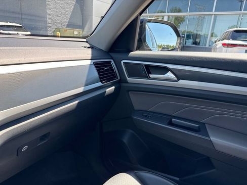 Used 2021 Volkswagen Atlas SEL R-Line AWD/4WD image 20