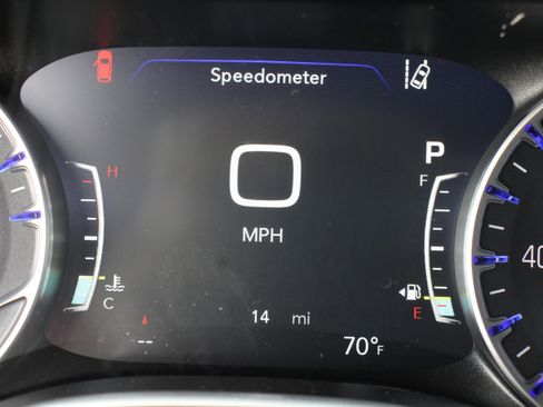 New 2026 Chrysler Pacifica Select image 14