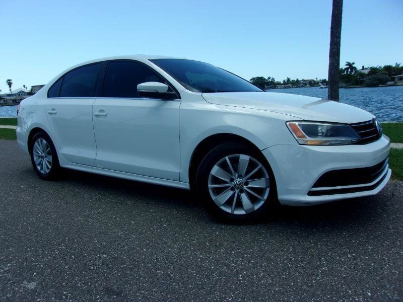 Used 2015 Volkswagen Jetta SE FWD image 9