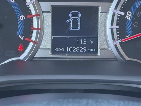 Used 2018 Toyota 4Runner SR5 AWD/4WD image 26
