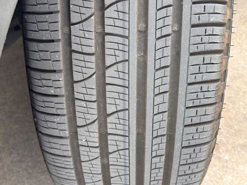 Used 2016 Lincoln MKX Reserve w/ Climate Package image 3