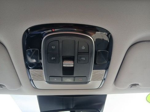 Used 2021 Hyundai Palisade SEL w/ Premium Package image 19