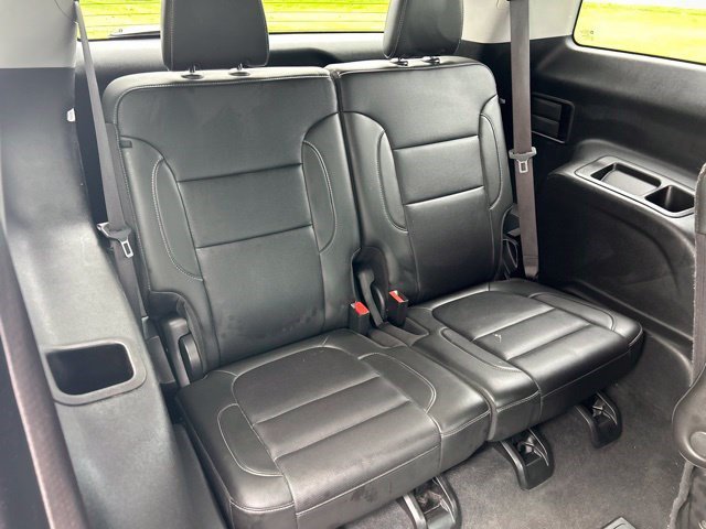 Used 2023 GMC Acadia SLT FWD image 54