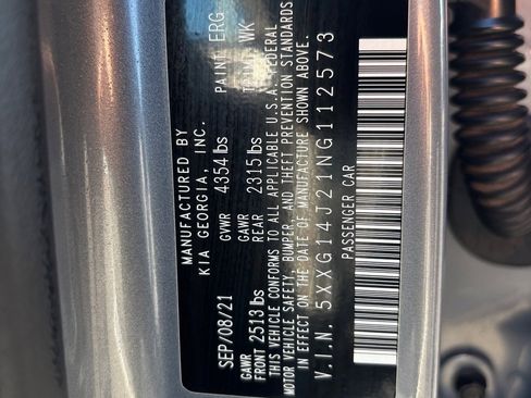 Used 2022 Kia K5 LXS image 31