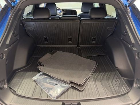 New 2026 Chevrolet Equinox EV LT image 13