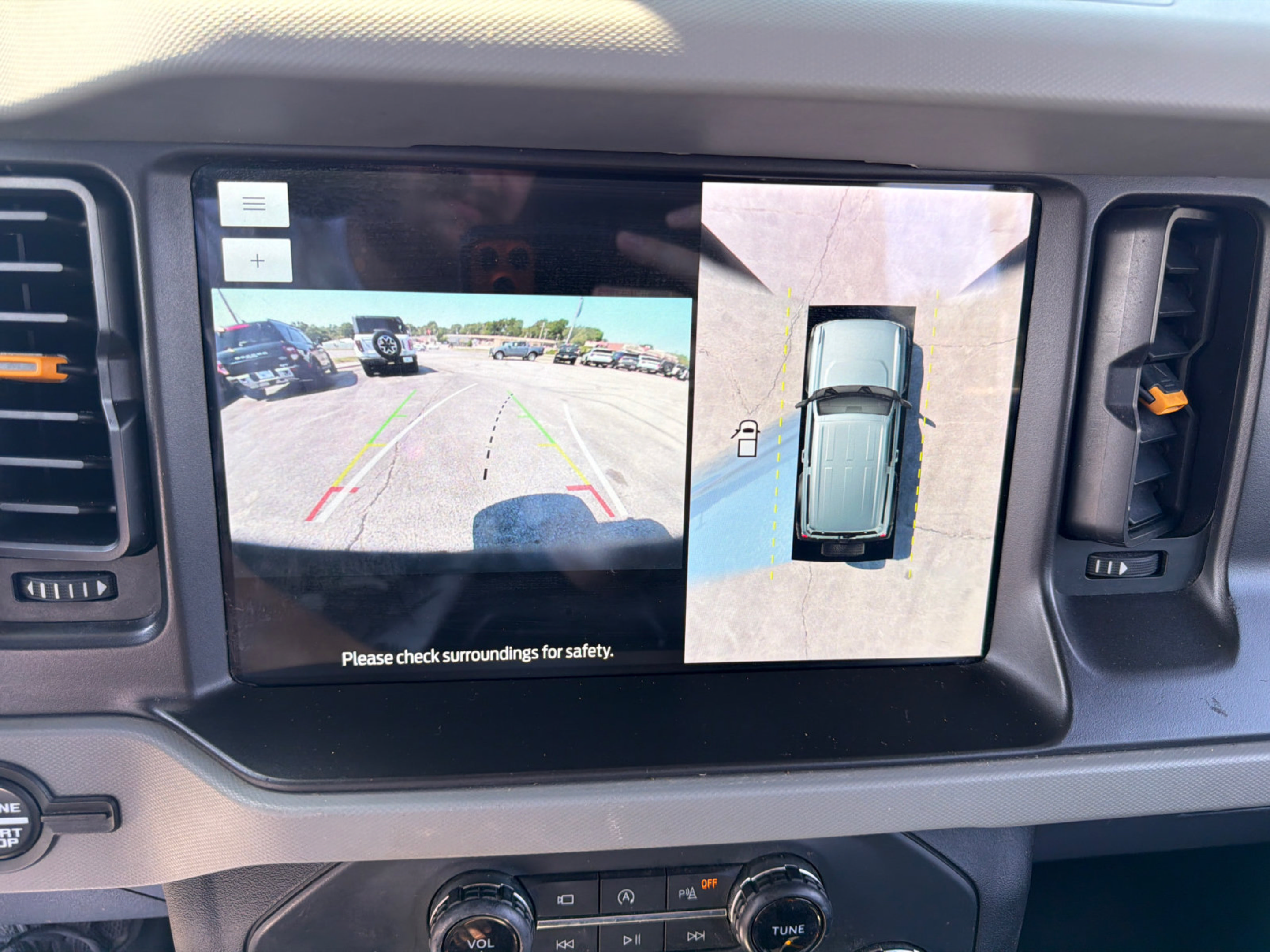 Used 2023 Ford Bronco Badlands AWD/4WD image 24