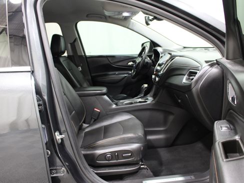 Used 2019 Chevrolet Equinox Premier FWD image 27