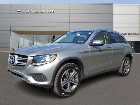 Used 2019 Mercedes-Benz GLC 300 4MATIC image 1