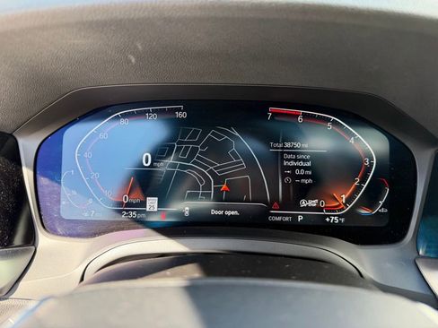 Used 2022 BMW 330i Sedan w/ Driving Assistance Package image 28