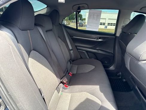 Used 2020 Toyota Camry LE FWD image 14