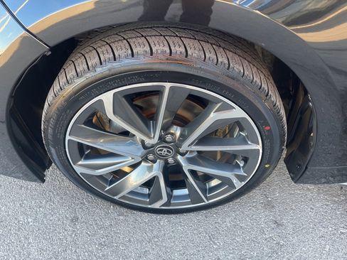 Used 2021 Toyota Corolla SE w/ Carpet Mat Package (TMS) image 8