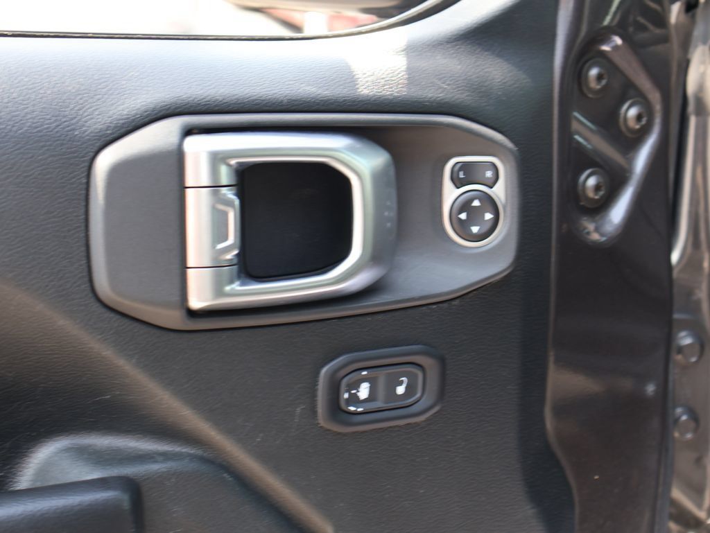 Used 2020 Jeep Wrangler Unlimited Sport AWD/4WD image 20