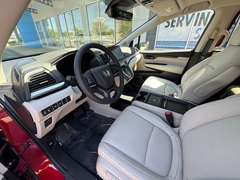 New 2026 Honda Odyssey EX-L image 10