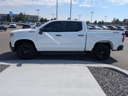 Certified 2021 Chevrolet Silverado 1500 Custom Trail Boss AWD/4WD image 9