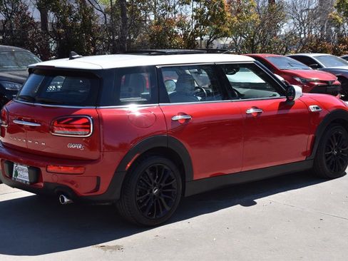Used 2024 MINI Cooper Clubman S w/ Signature Upholstery Package image 7