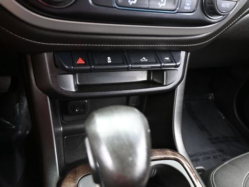 Used 2022 GMC Canyon Elevation w/ Trailering Package RWD image 24