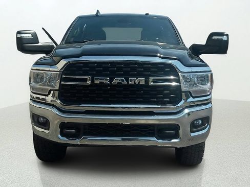Used 2024 RAM 2500 Big Horn AWD/4WD image 9
