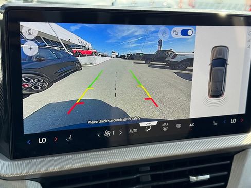 Used 2025 Ford Explorer Active image 20