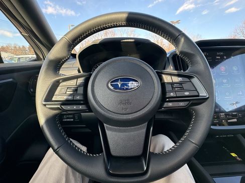 Used 2025 Subaru Forester Premium image 14