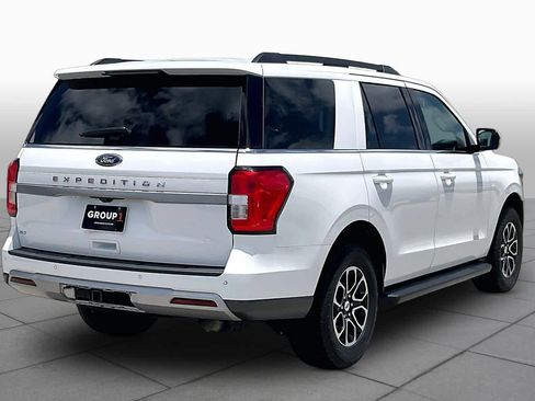 Used 2024 Ford Expedition XLT RWD image 12