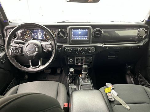 Used 2021 Jeep Wrangler Unlimited Sport AWD/4WD image 4
