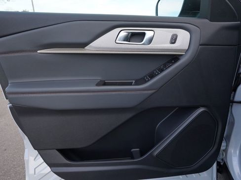 New 2026 Ford Explorer Active image 26