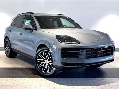 New 2026 Porsche Cayenne AWD/4WD image 9