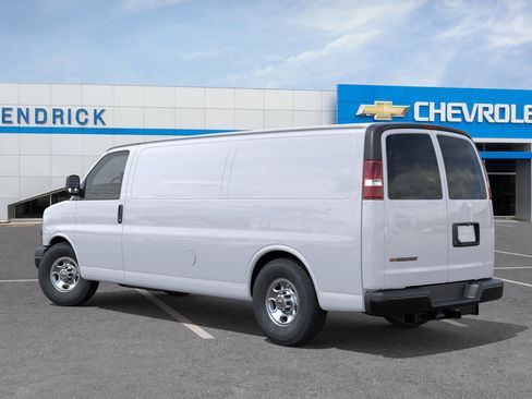 New 2026 Chevrolet Express 2500 Extended RWD image 5