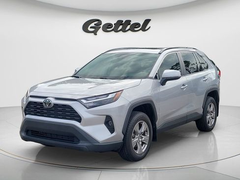 Certified 2025 Toyota RAV4 XLE w/ Convenience Package FWD image 1