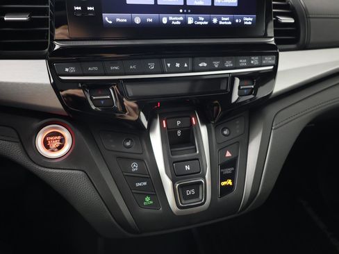 Used 2026 Honda Odyssey EX-L image 17