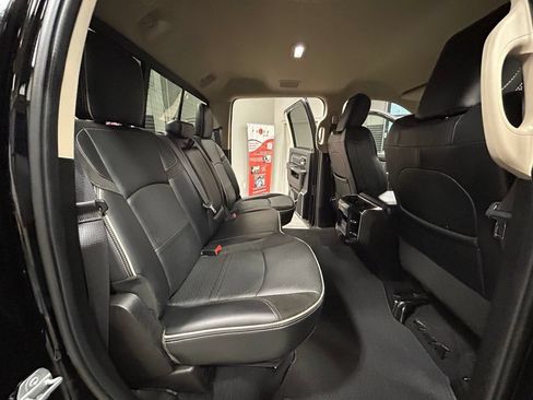 Used 2019 RAM 2500 Laramie AWD/4WD image 44