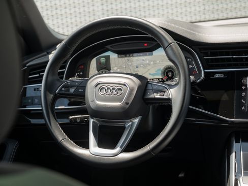 Certified 2025 Audi Q8 Premium Plus w/ Premium Plus Package AWD/4WD image 9