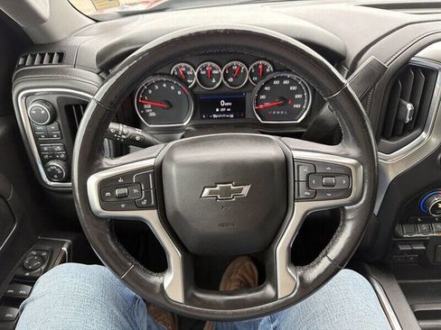 Used 2019 Chevrolet Silverado 1500 RST image 32