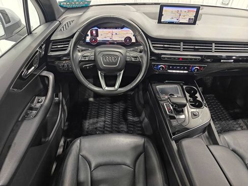 Used 2018 Audi Q7 3.0T Prestige w/ Prestige Package AWD/4WD image 4