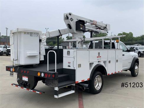 Used 2021 RAM 5500 Tradesman image 2