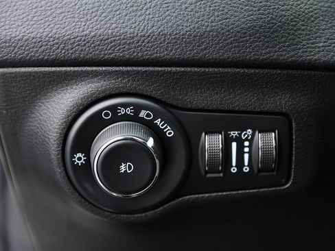 Used 2021 Jeep Compass 80th Special Edition w/ Sun and Sound Group image 20