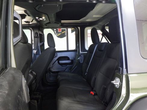 Used 2021 Jeep Wrangler Unlimited Sport image 9