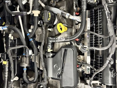 Used 2022 Ford Escape SEL w/ Technology Package image 22