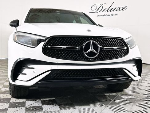 Used 2024 Mercedes-Benz GLC 300 4MATIC w/ AMG Line image 29