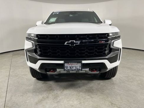 Certified 2024 Chevrolet Tahoe Z71 w/ Luxury Package AWD/4WD image 3
