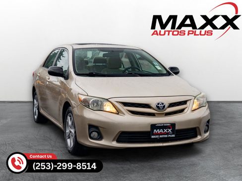 Used 2012 Toyota Corolla LE image 1