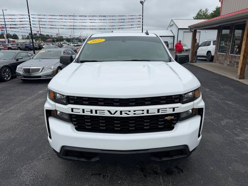 Used 2022 Chevrolet Silverado 1500 Custom AWD/4WD image 10