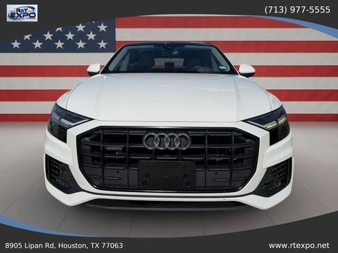 Used 2019 Audi Q8 Premium w/ Convenience Package AWD/4WD image 3