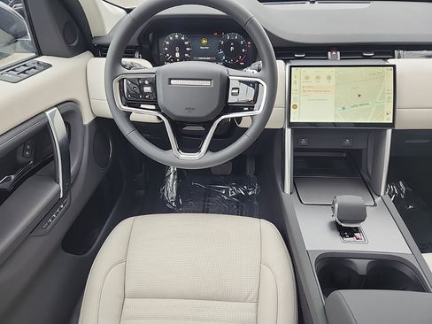 Certified 2025 Land Rover Discovery Sport S image 4