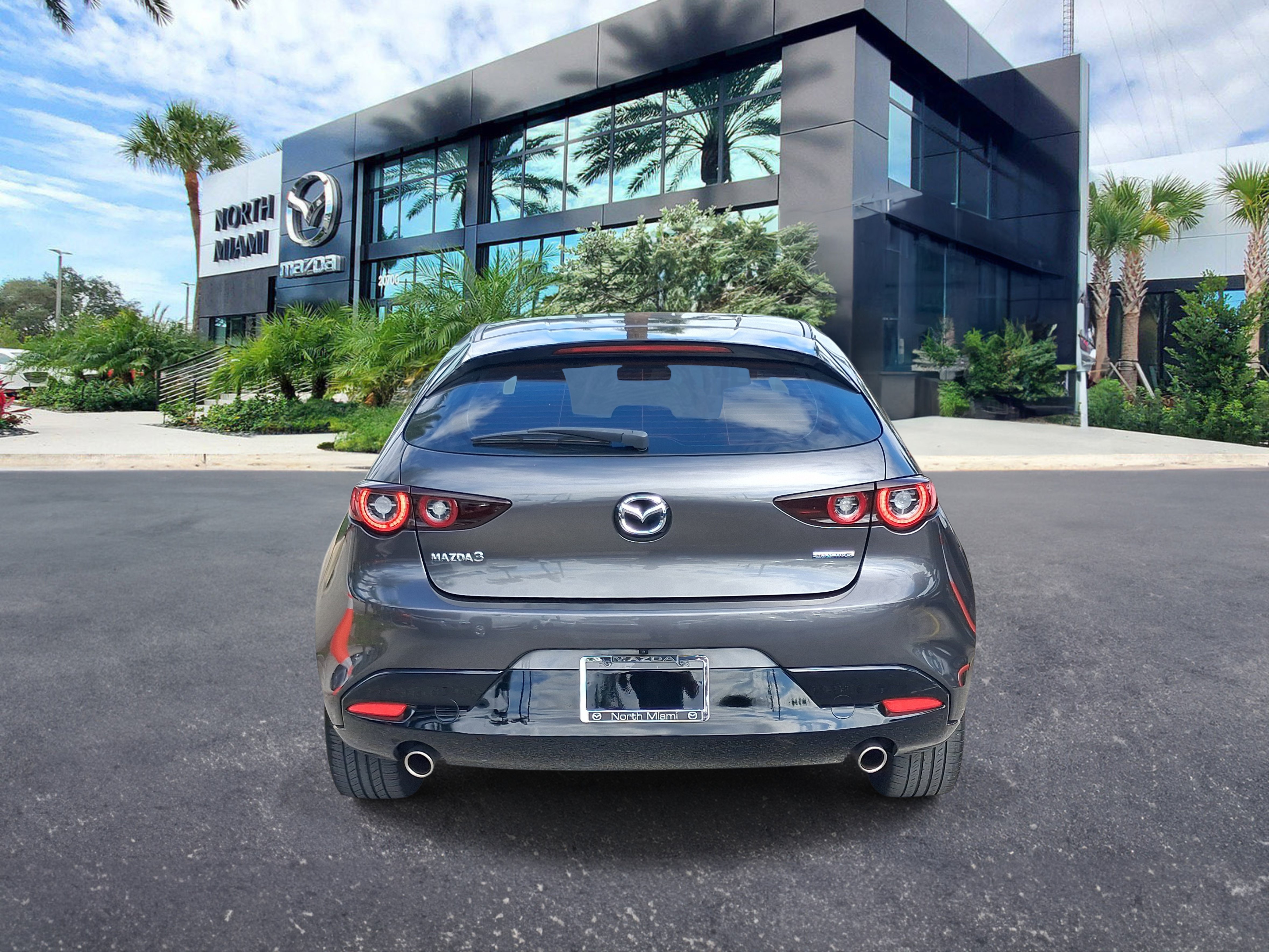 Certified 2025 MAZDA MAZDA3 s Sport FWD image 4