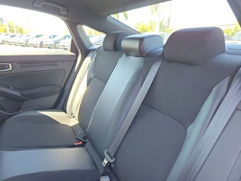 Used 2022 Honda Civic Sport image 10