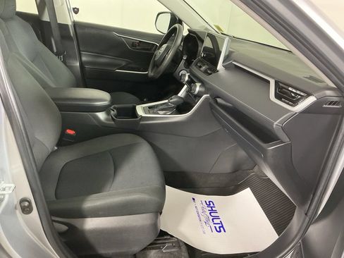 Used 2023 Toyota RAV4 LE AWD/4WD image 21