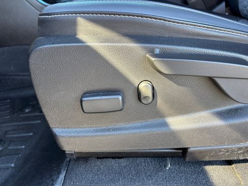 Used 2019 Chevrolet Colorado Z71 image 23