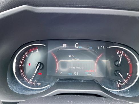 Used 2025 Toyota RAV4 LE AWD/4WD image 25
