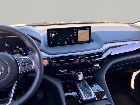 Used 2023 Acura MDX FWD w/ Technology Package image 9